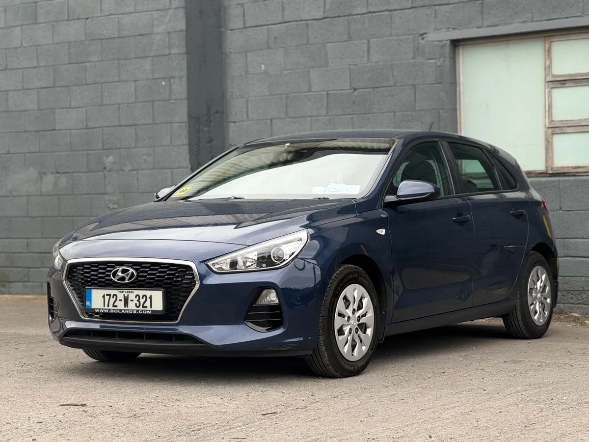 17 I30 NEW SHAPE ,NEW NCT, LOW KM , DIESEL SERVISE - Image 1