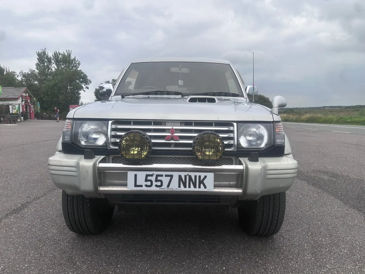 1994 Mitsubishi Pajero 2.8 Turbo Diesel - Image 3