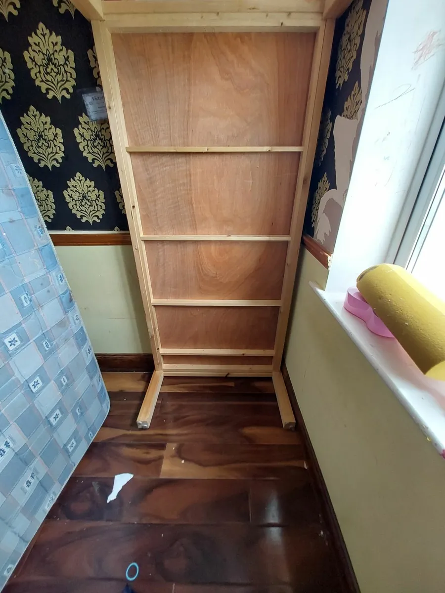 Single bed