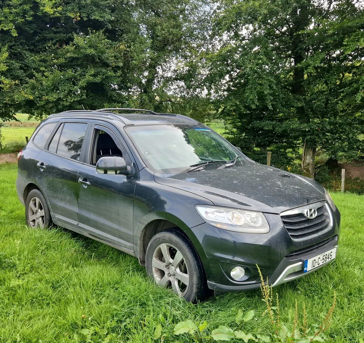 2010 Hyundai Santa Fe , Parts Or Repair! - Image 1