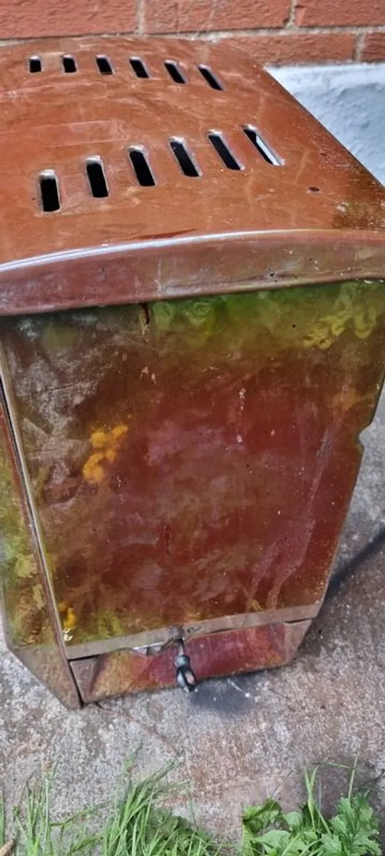 stove covered with a copper or brass patina - Image 4
