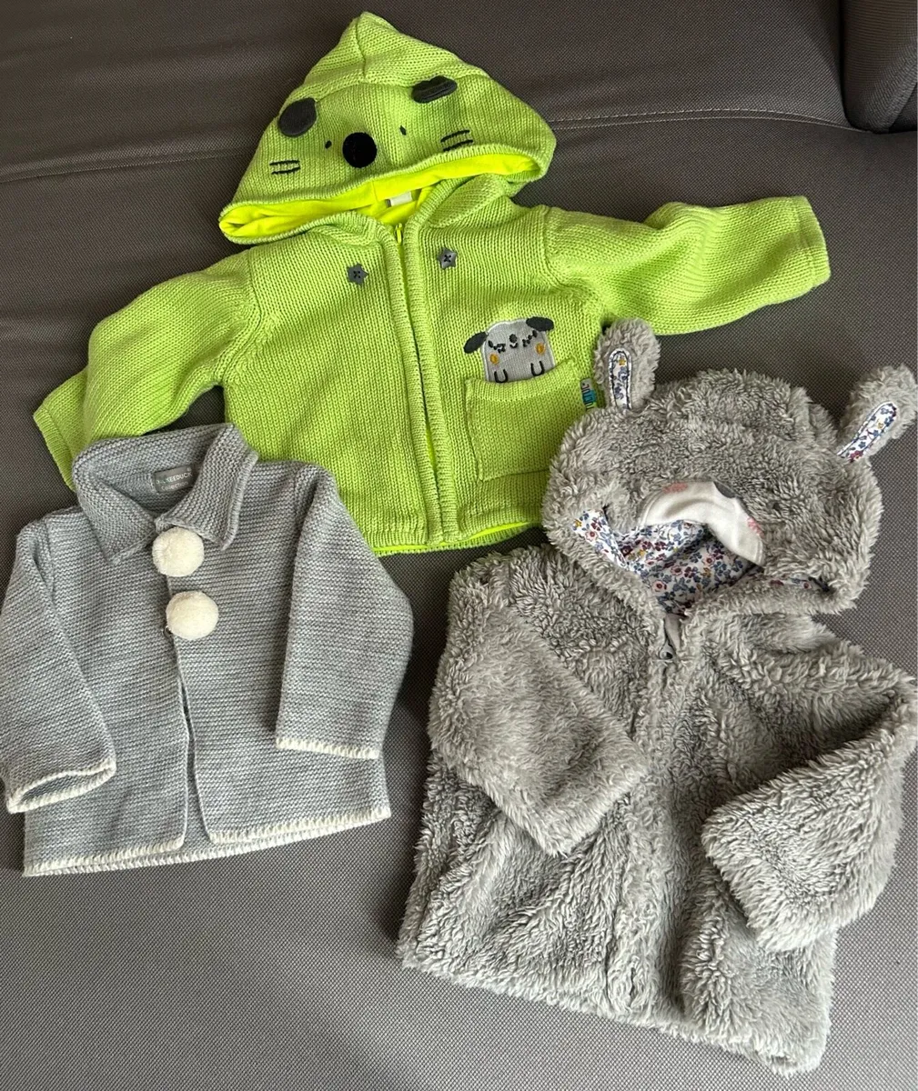 bundle of baby jackets - Image 1