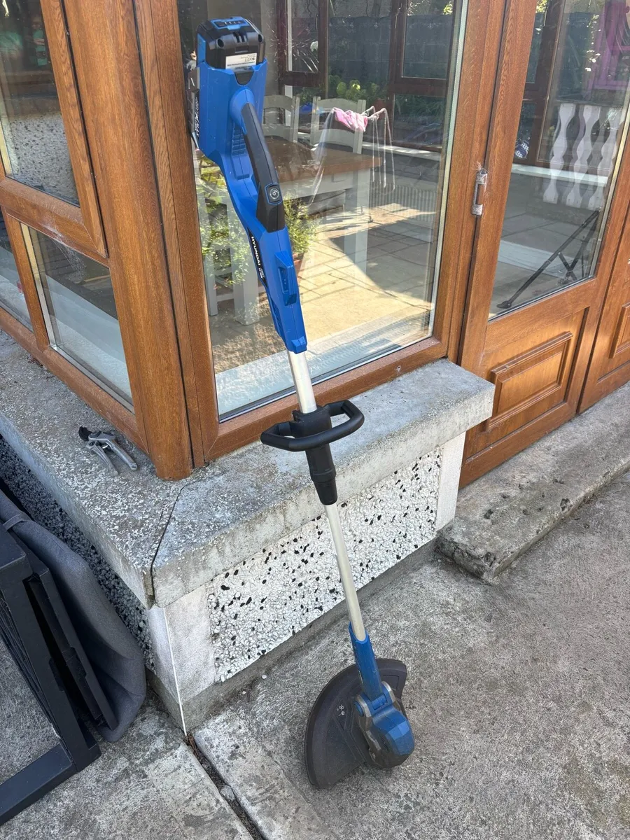 Hyundai Cordless Battery Strimmer - Image 2