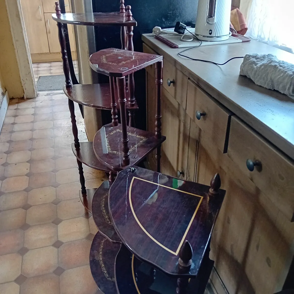 3 corner unit's - Image 1