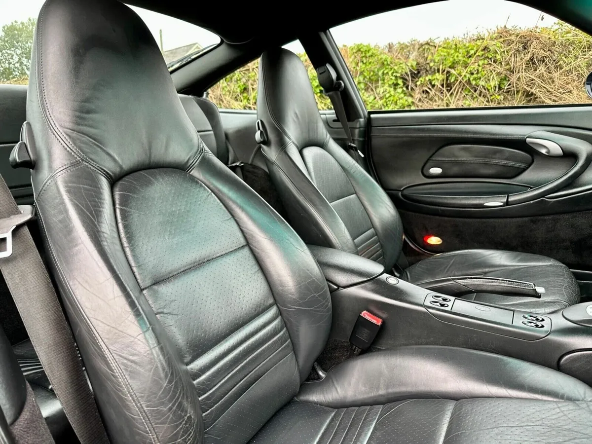 Porsche 911 2003 - Image 4
