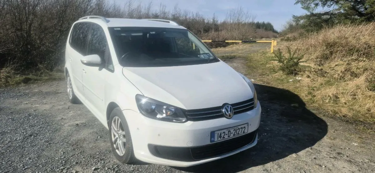 2014 Volkswagen Touran - Image 1