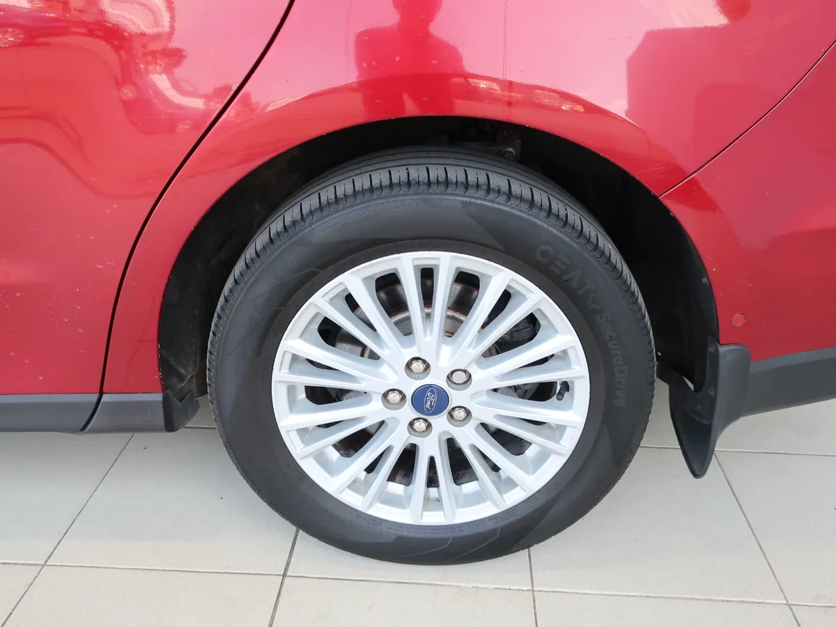 2019 GALAXY 2.0TDCi TITANIUM 150PS - Image 4