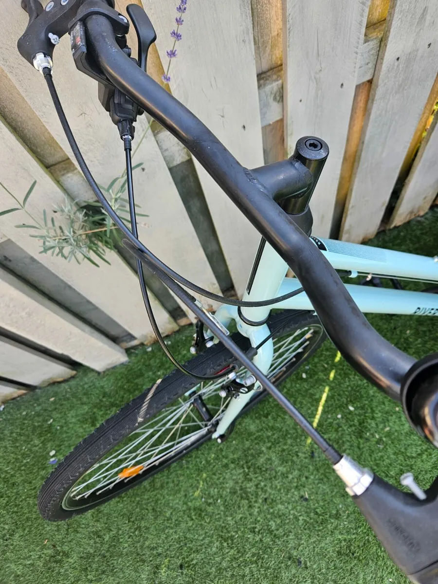 Riverside Hybrid Bike - Image 2