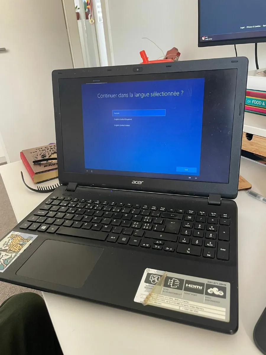 Acer Laptop - Image 1