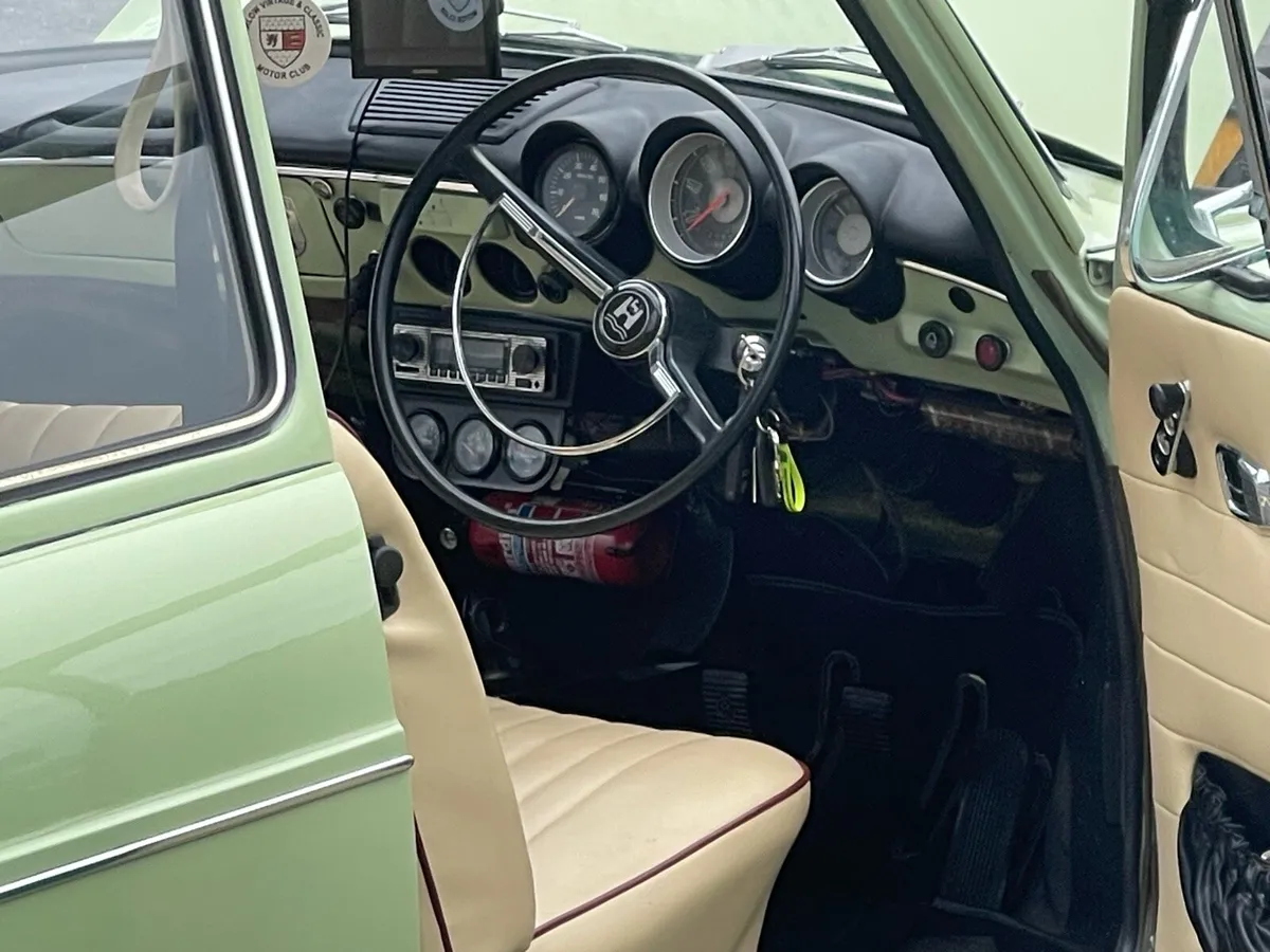 Volkswagen Variant - Image 3