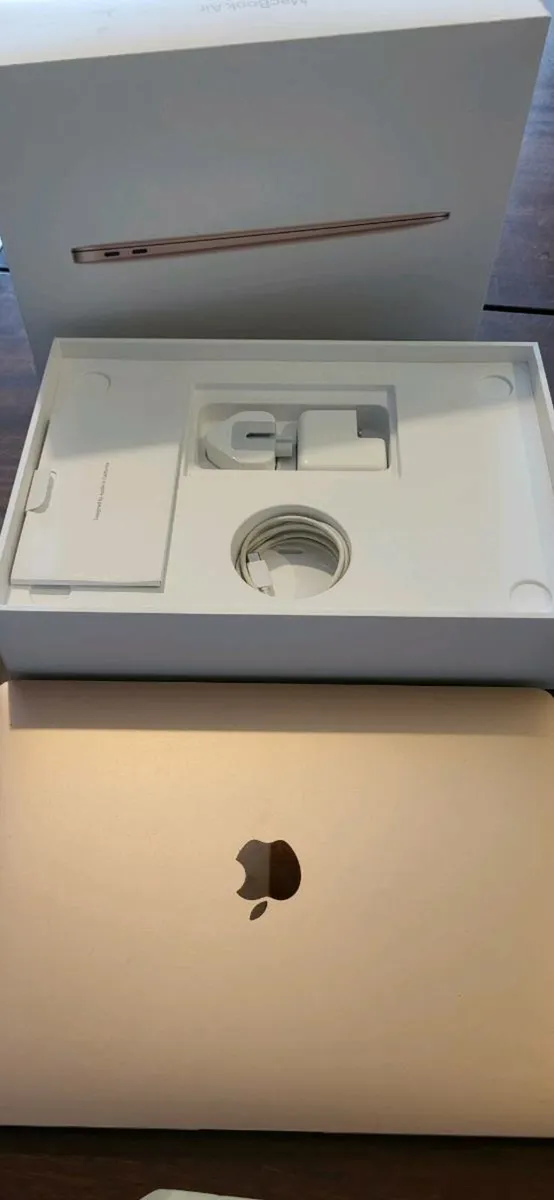 MacBook Air 13” – Excellent Condition - Image 3