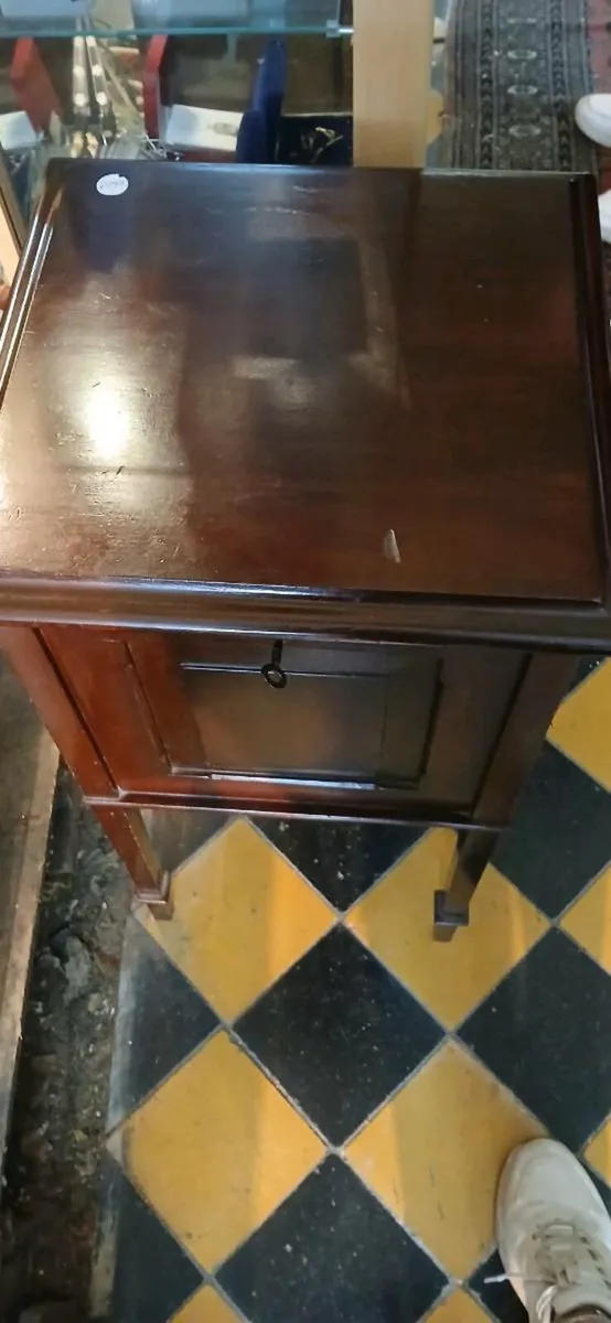 Antique Mahogany Sewing box - Image 1