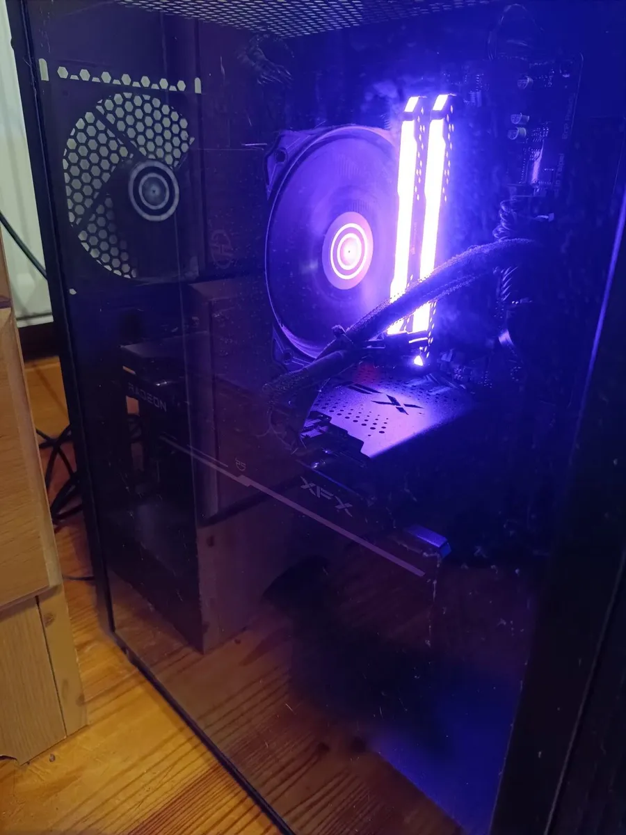 Gaming PC Bundle for Sale Ryzen 5+RX 6650+144 Hz - Image 1