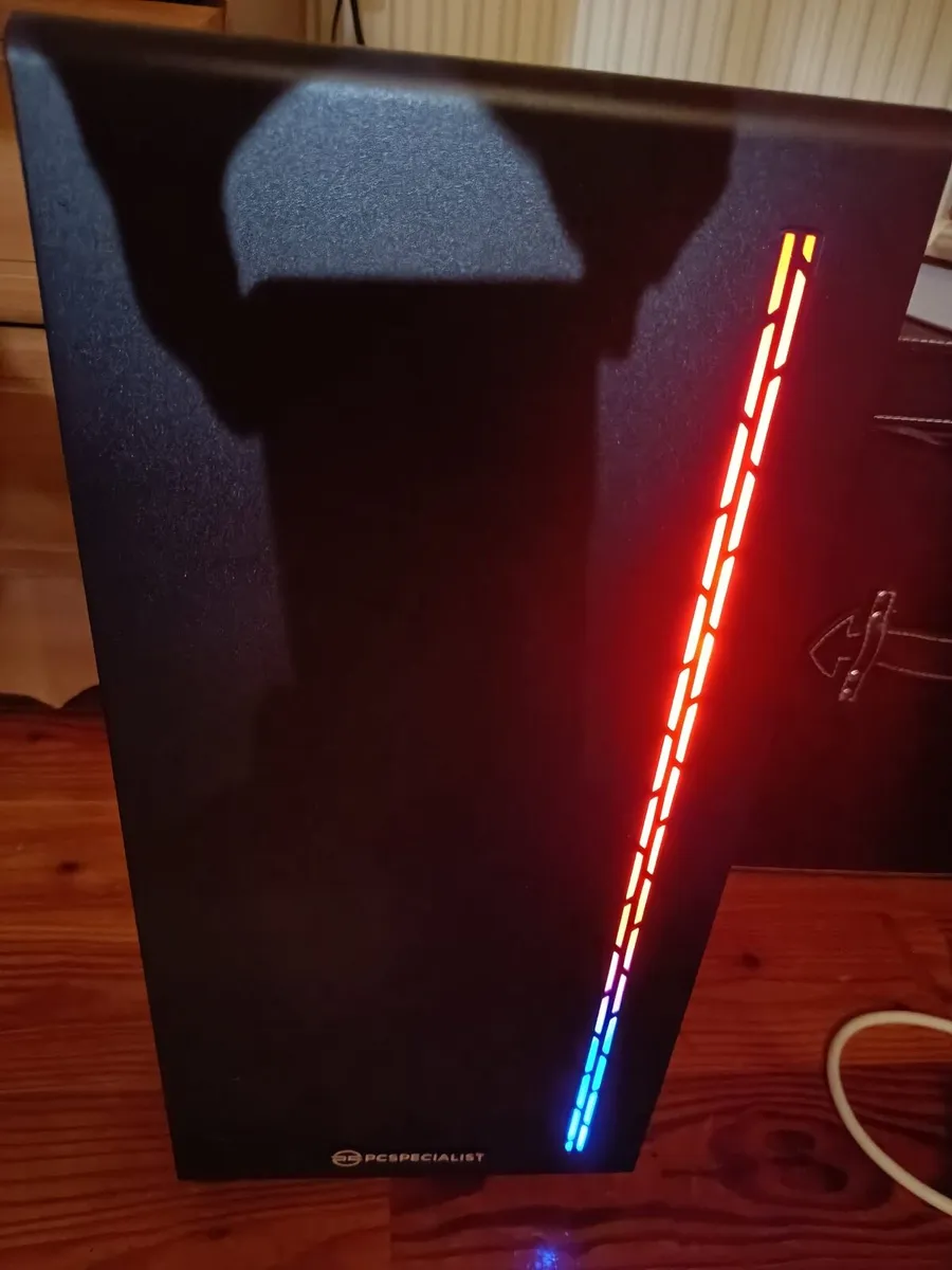Gaming PC Bundle for Sale Ryzen 5+RX 6650+144 Hz - Image 2