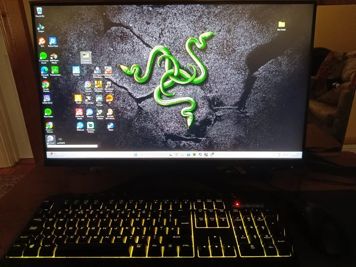 Gaming PC Bundle for Sale Ryzen 5+RX 6650+144 Hz - Image 3