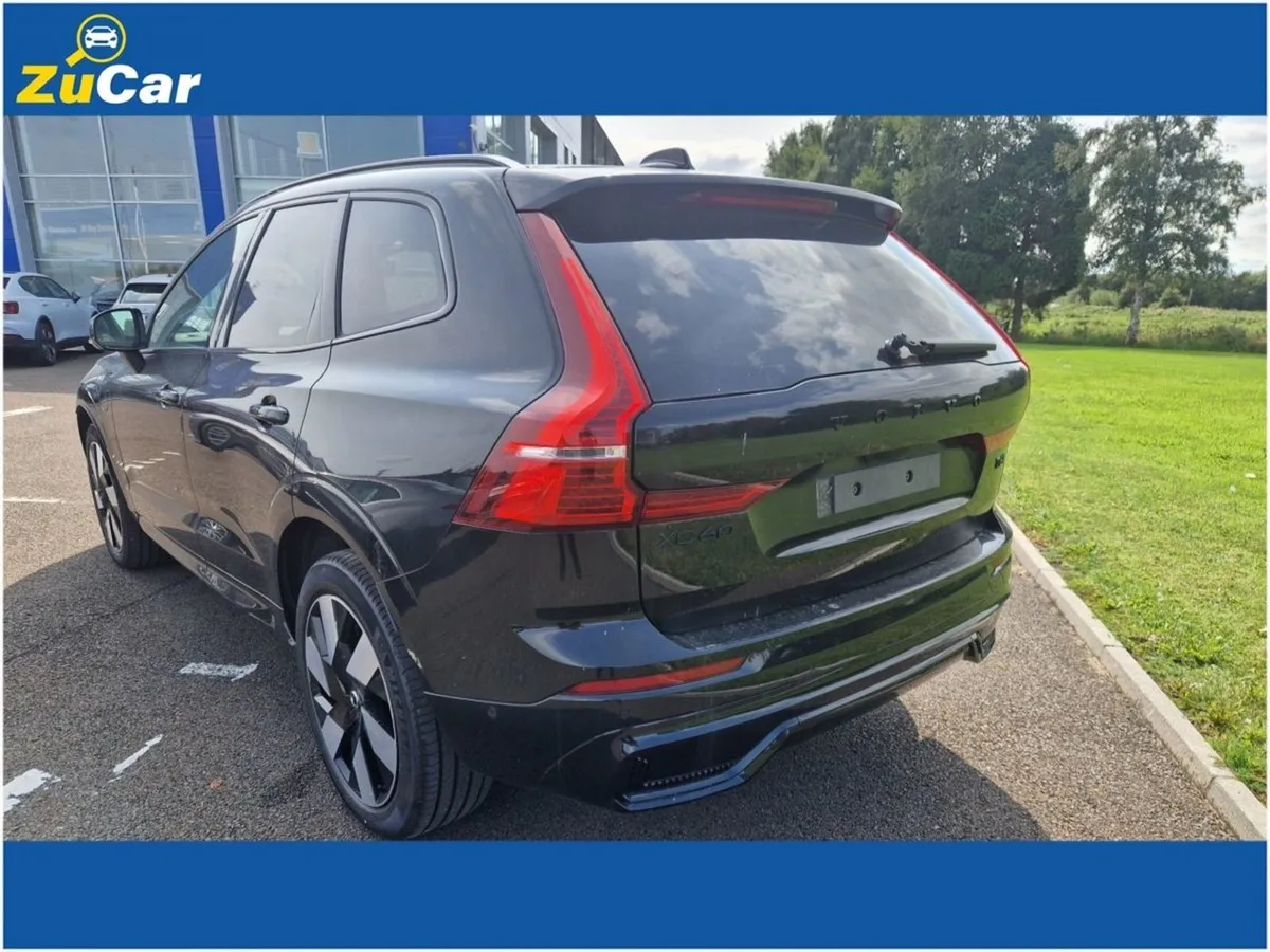 Volvo XC60  3 Xc60 Black Ed T6 Phev Awd A Plus Bl - Image 3
