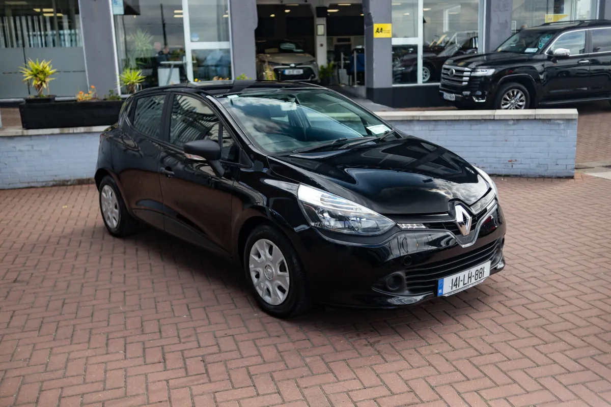 Renault Clio 2014 - Image 1