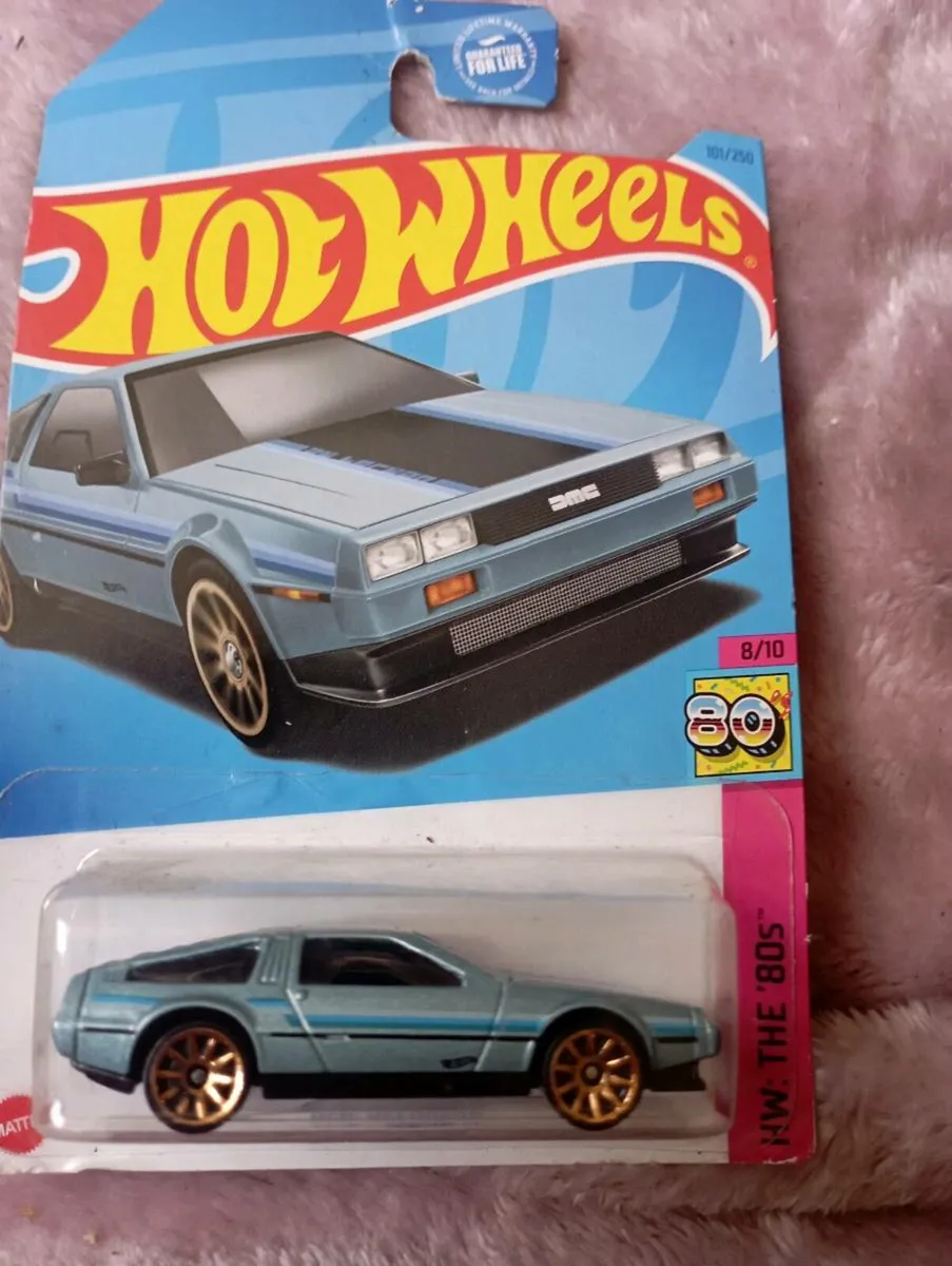 HOT WHEELS DIE-CAST MODEL DMC DELORESN - Image 1