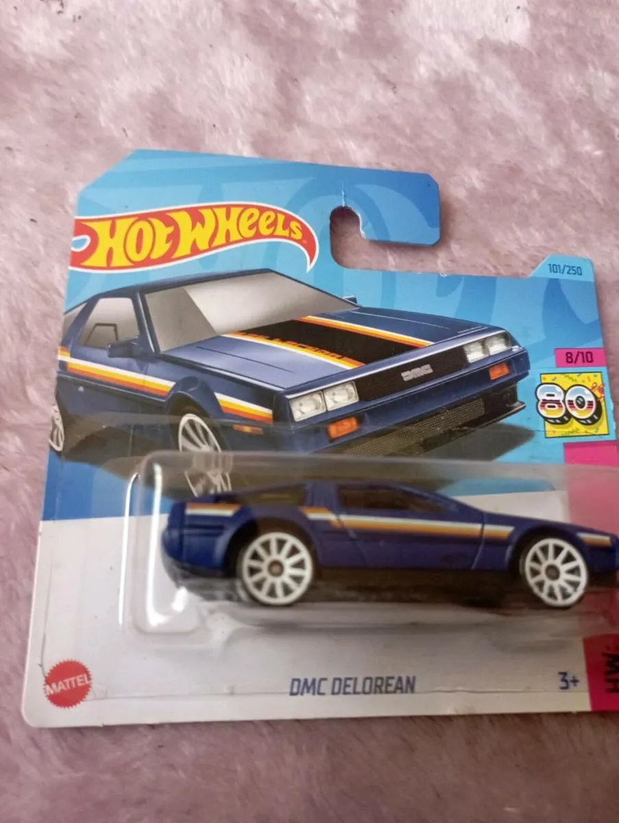 HOT WHEELS DIE-CAST MODEL DMC DELORESN - Image 2