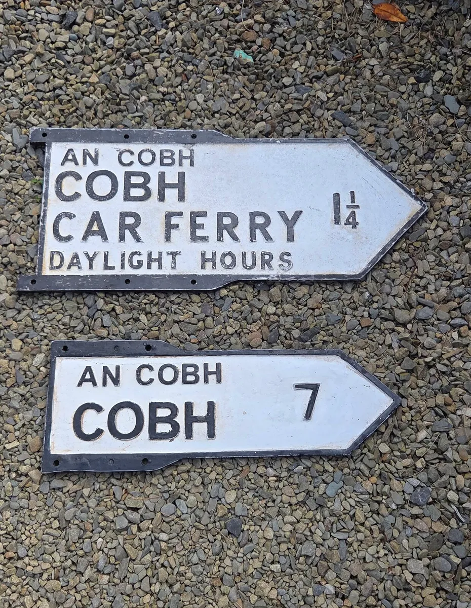 Old irish original road signs - Image 1