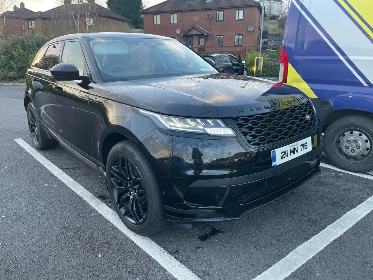 2021 Range Rover Velar 2L Diesel Black Edition - Image 2
