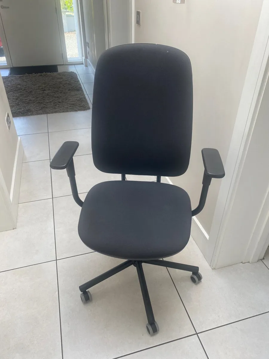 Desk chair - Image 2