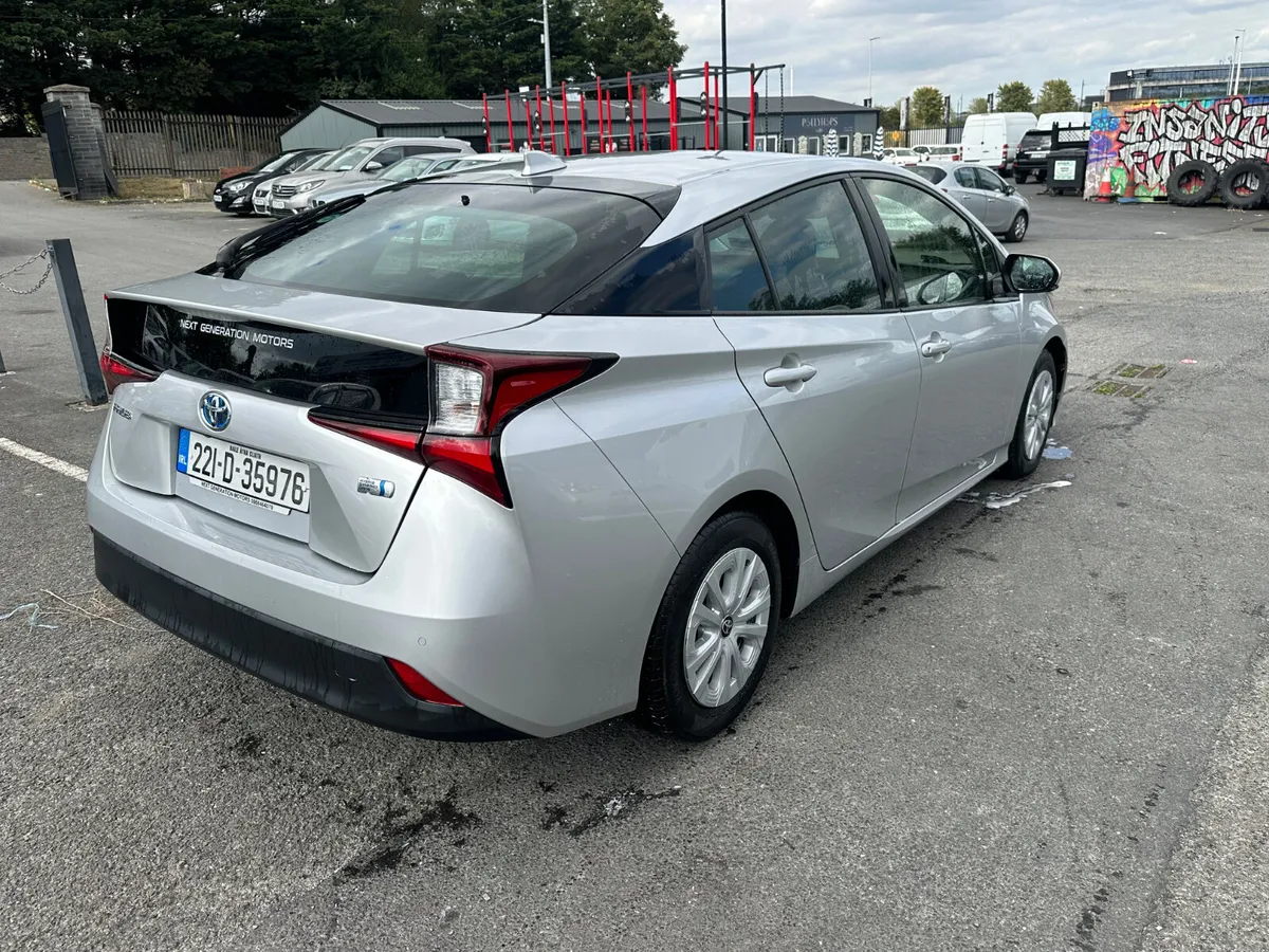2022 TOYOTA PRIUS 1.8L HYBRID LOW MILES - Image 4