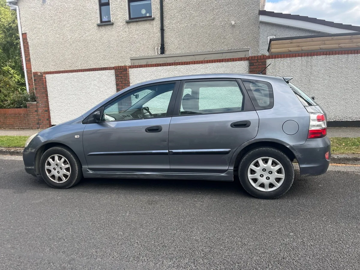 2004 Honda Civic - NCT - 95k miles - Image 4