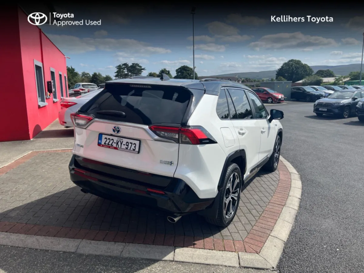 Toyota RAV4 RAV4 PLUG-IN HYBRID SPORT - Image 2