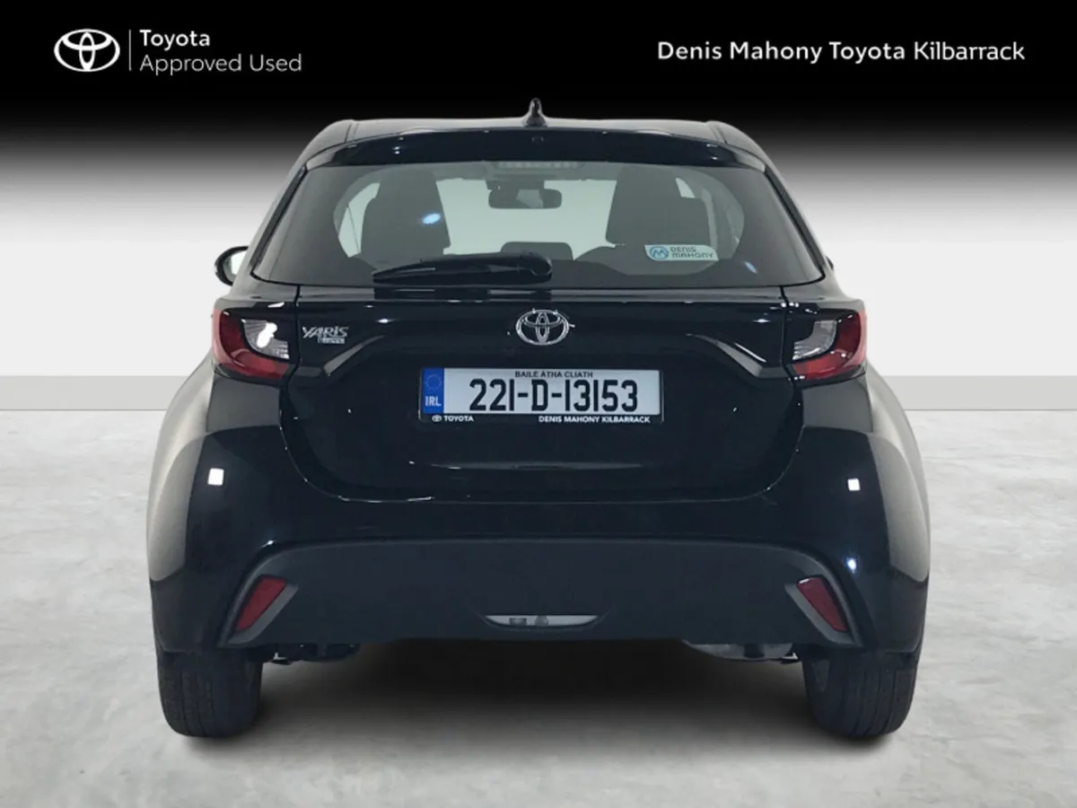 Toyota Yaris 1.0 LUNA - Image 4