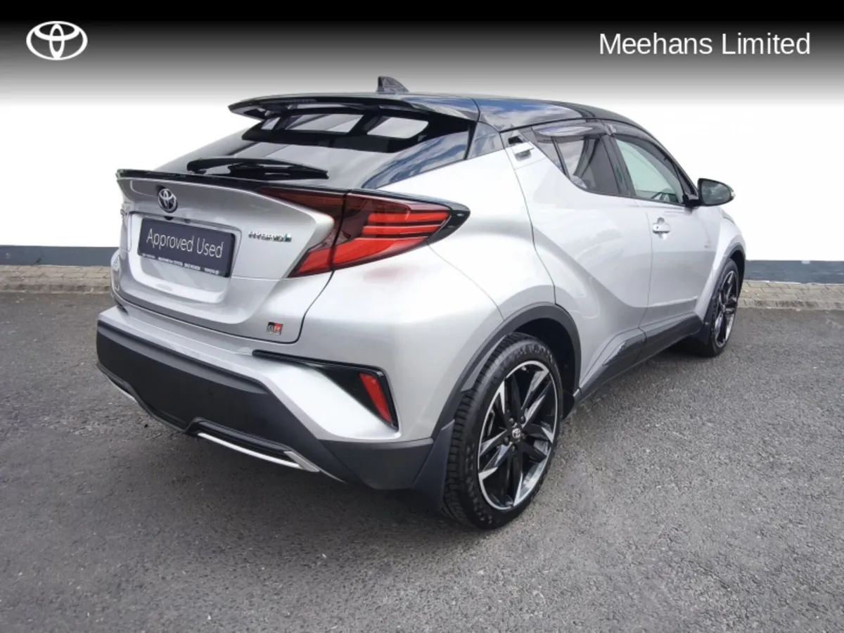 Toyota C-HR 2.0 HYBRID GR SPORT - Image 2