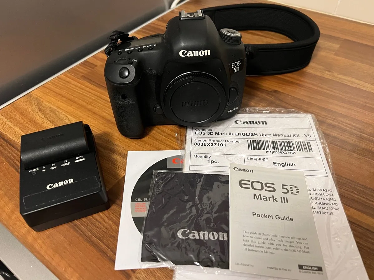 Canon 5D mark 3 - Image 1