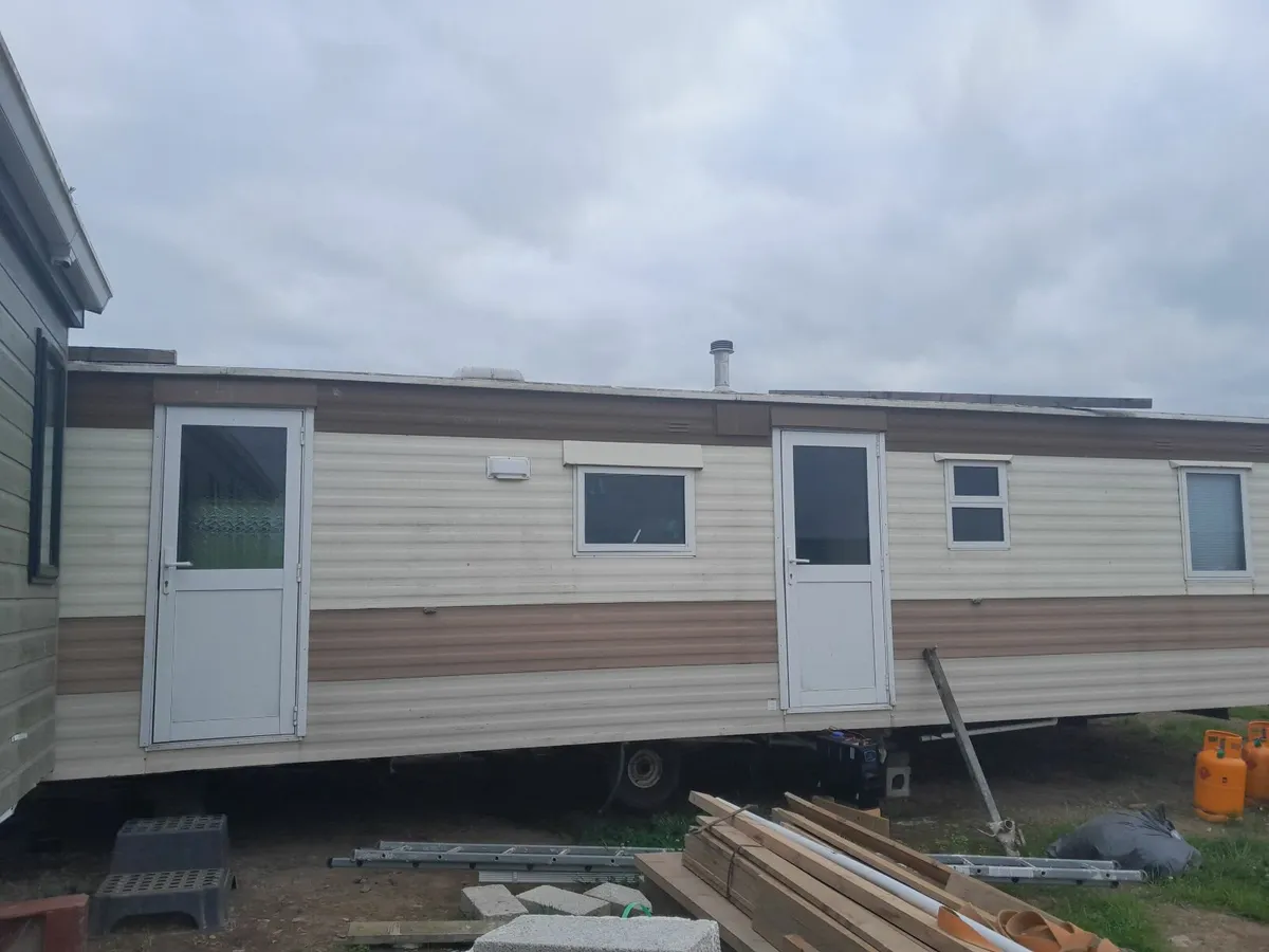 Mobile Home - Image 4