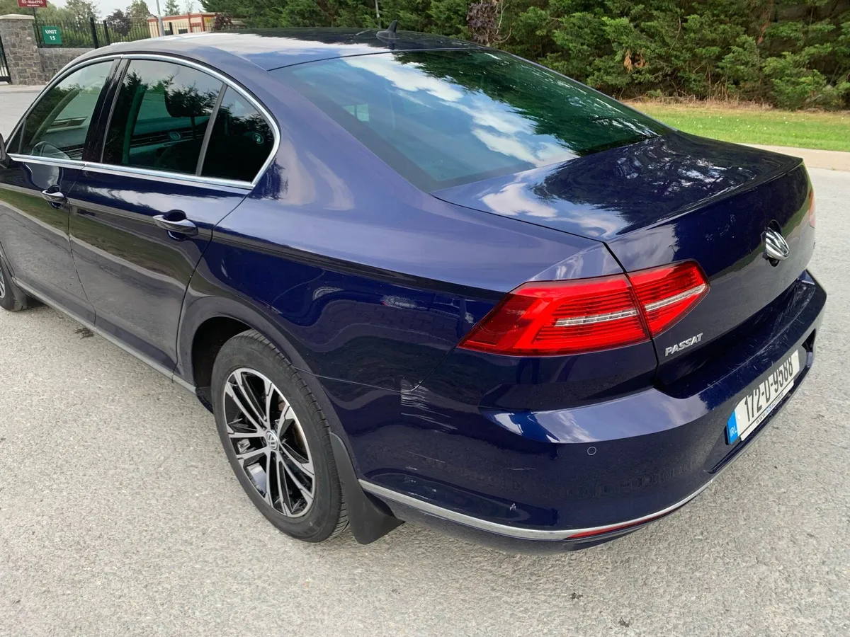 2017 Volkswagen Passat, Nctd 7/27, tax 7/25 - Image 4