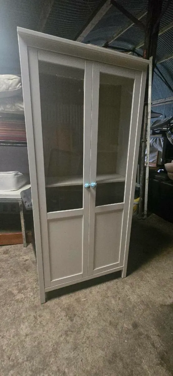 White
Unit - Image 1