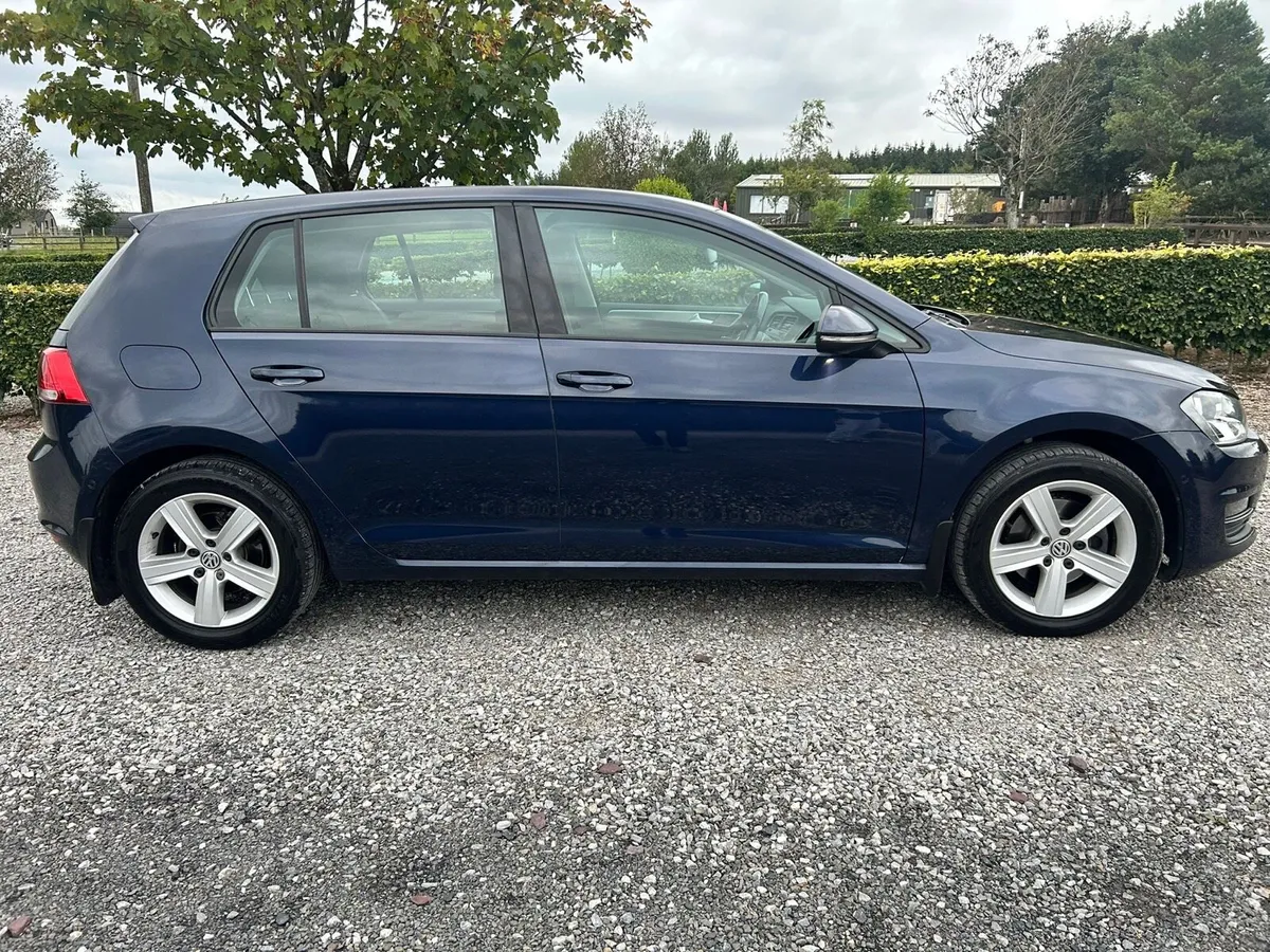 Volkswagen Golf 1.6 TDI Bluemotion - Image 2