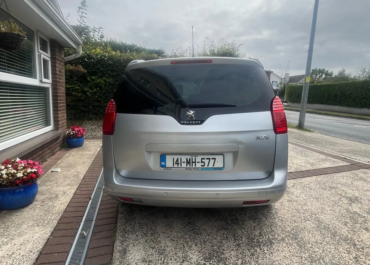 Peugeot 5008 1.6HDI Active 7Seats - Image 3