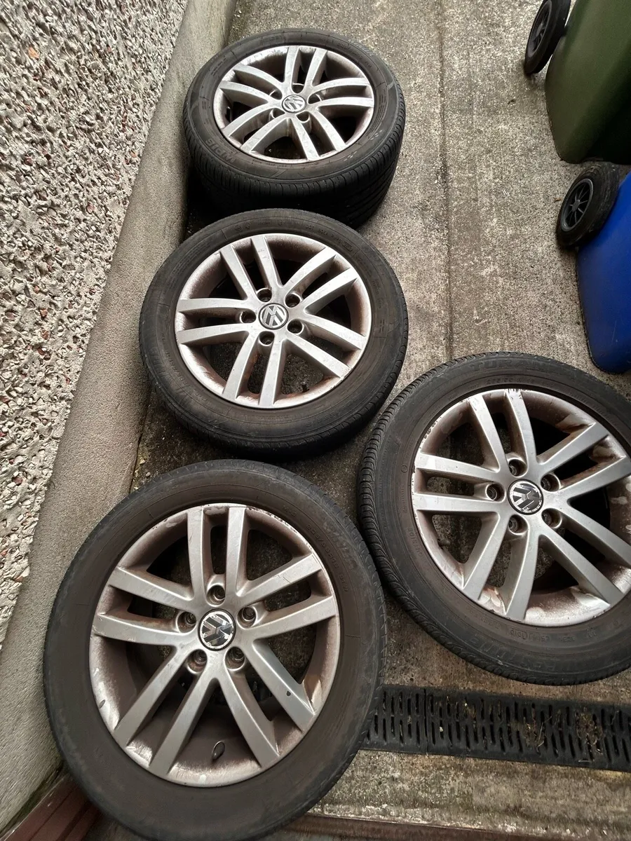 4x original 16” VW Golf 5 wheels - Image 1