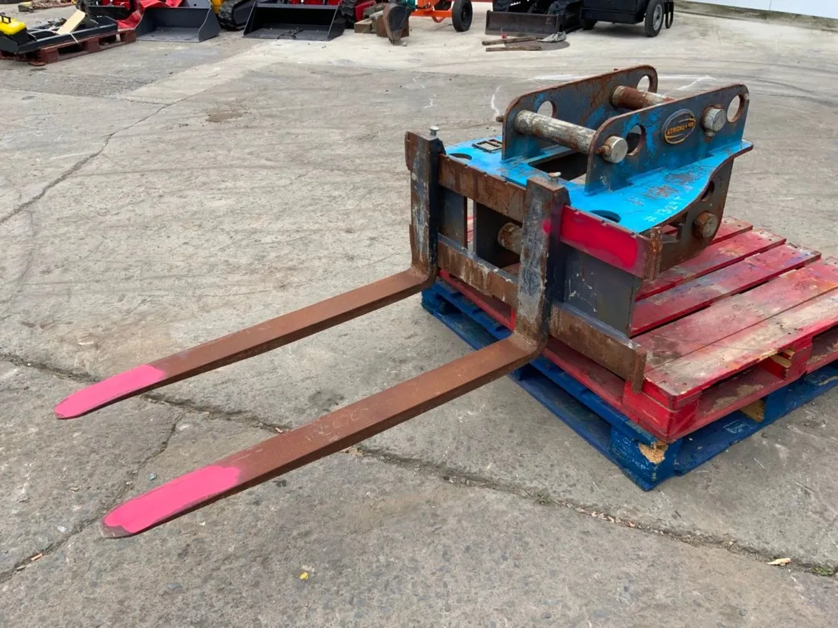 STRICKLAND PALLET FORKS....65mm / 80mm....1329t. - Image 3