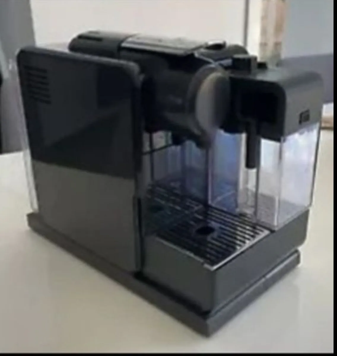 nespresso Lattissima Touch Coffee Machine - Image 4