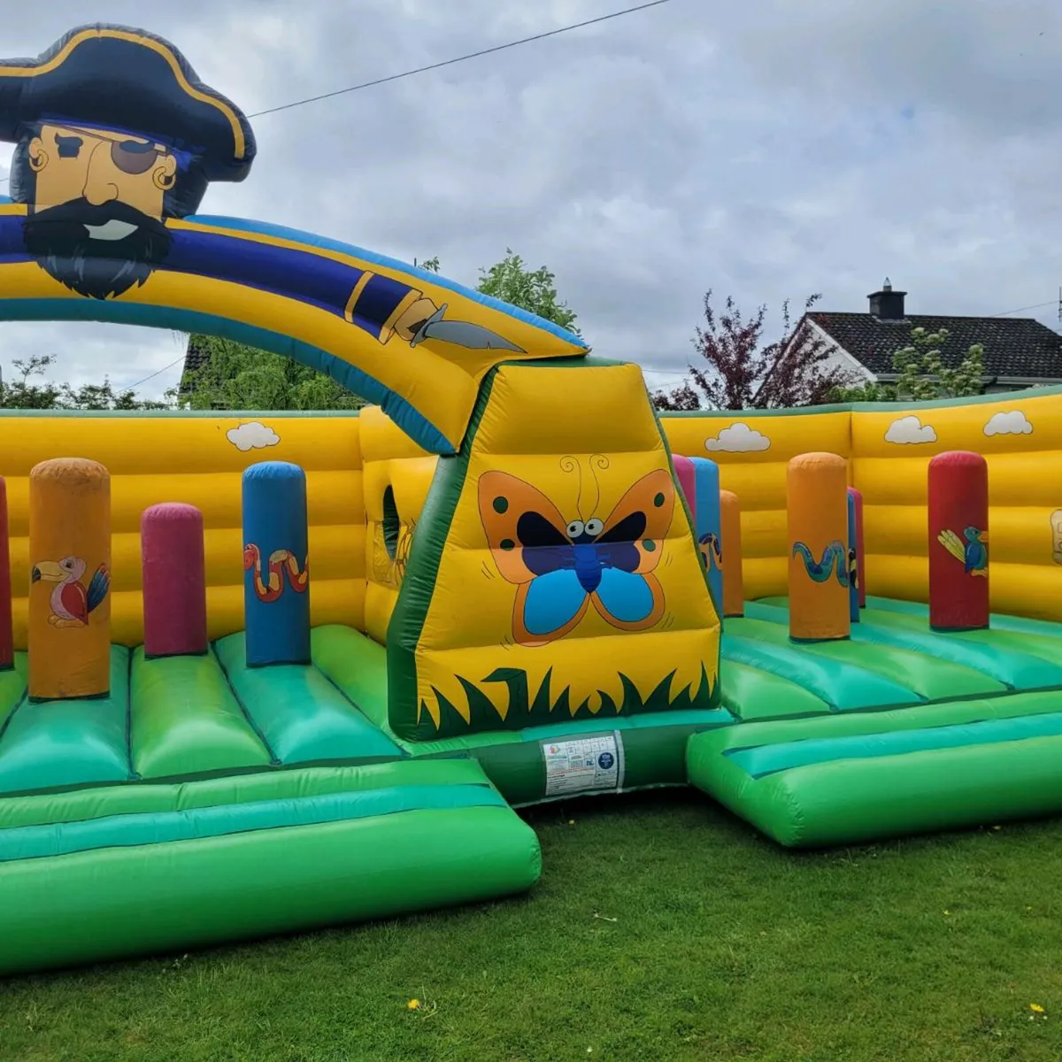 King of the castles Bouncing castle hire - Image 3