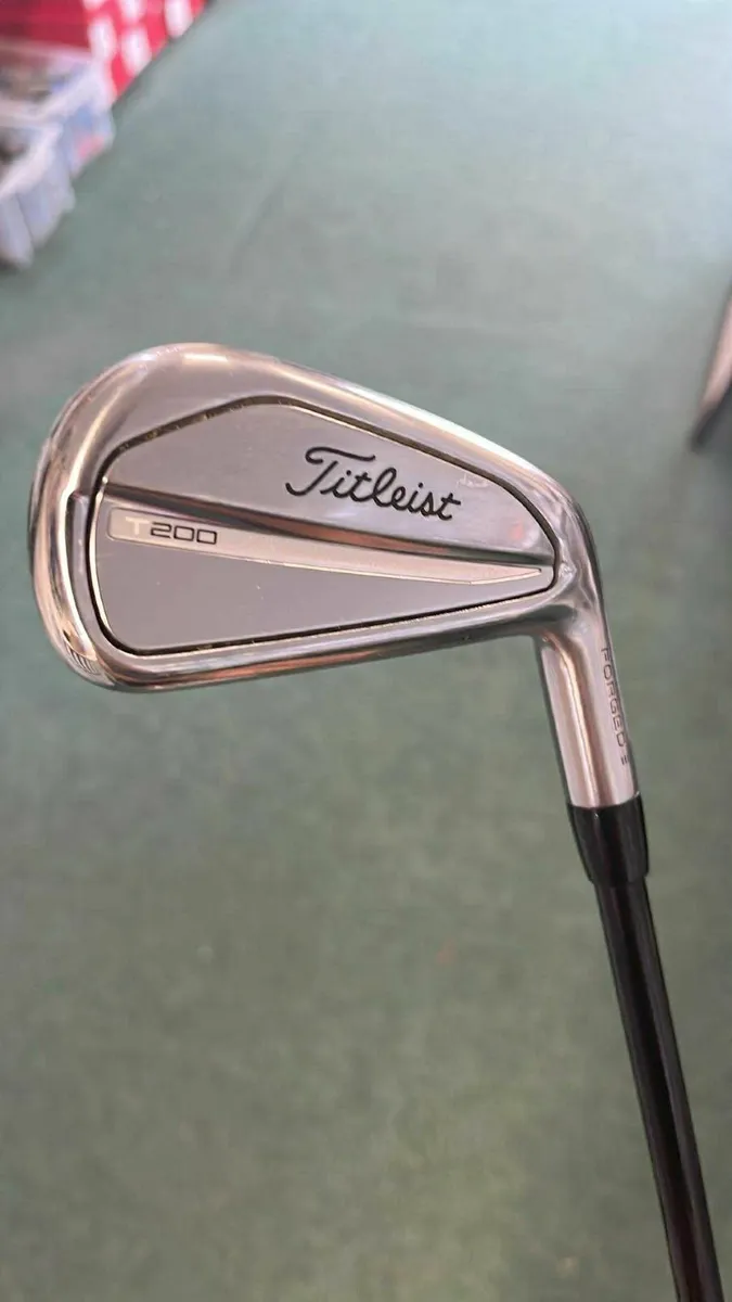 Titleist T200 3(20')   Project X 6.0 Stiff €185 - Image 1