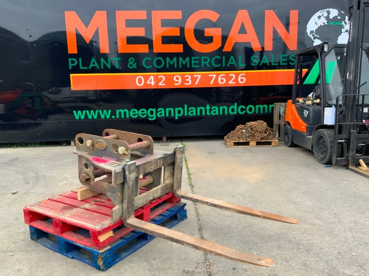 STRICKLAND PALLET FORKS...65mm / 80mm....1327t. - Image 1