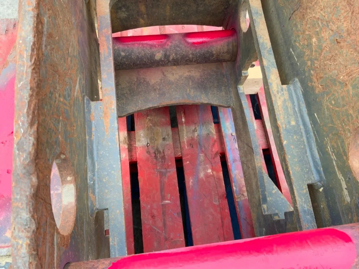 STRICKLAND PALLET FORKS...65mm / 80mm....1327t. - Image 4