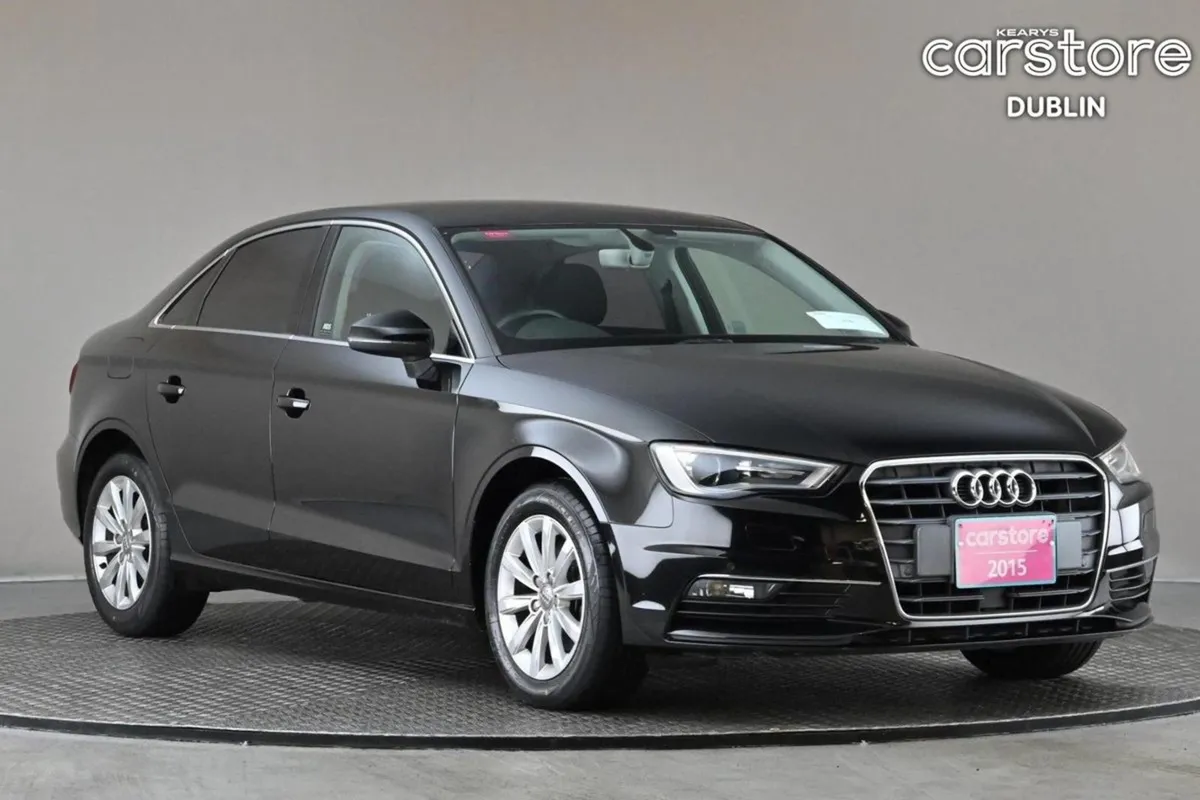 Audi A3 1.4 Tfsi S-tronic 4DR  reverse Cam park S - Image 1