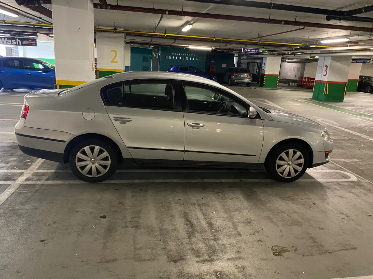 Volkswagen Passat 2007 - Image 3