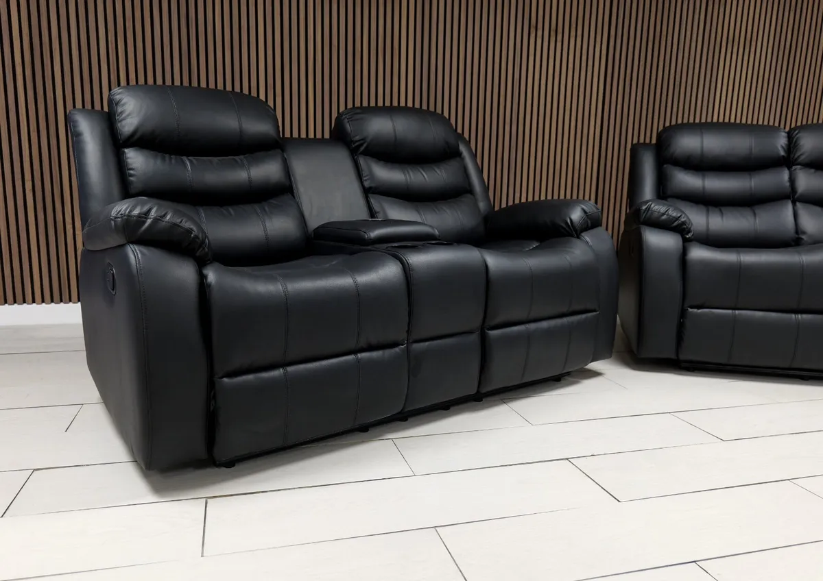 Black Roma Leather Wireless Charging Recliner Sofa - Image 3