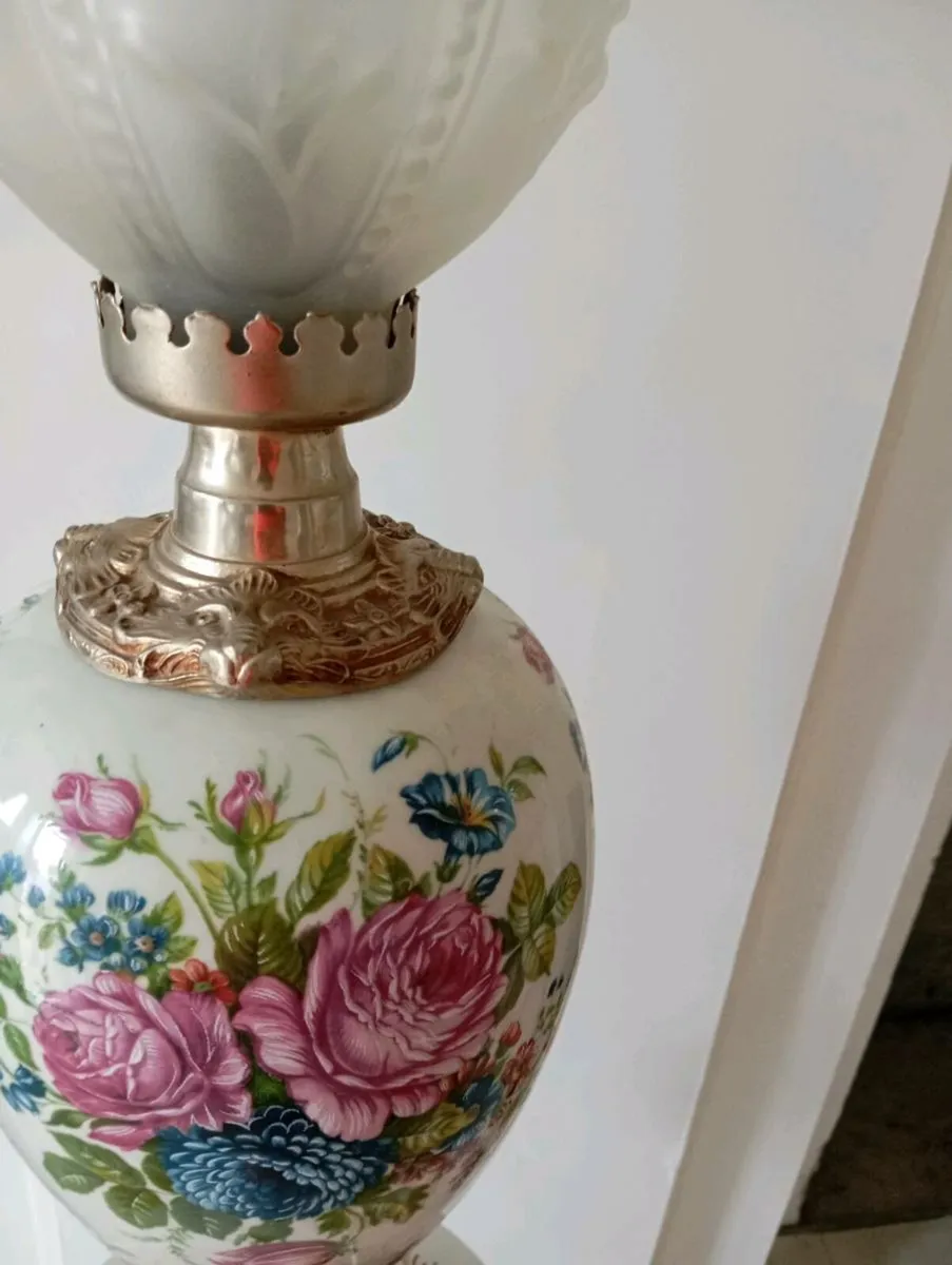 Antique lamp - Image 3