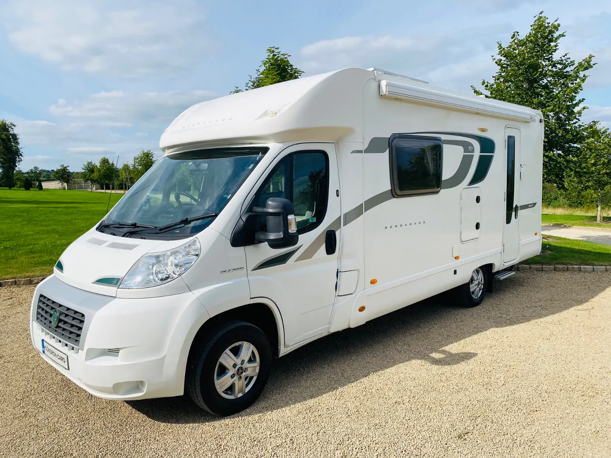 2013 BESSACARR 442 LOW PROFILE R.H.D - Image 1