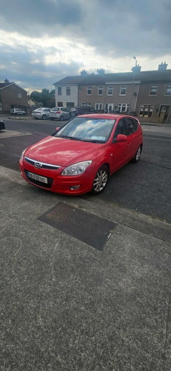 Hyundia i30 - Image 1